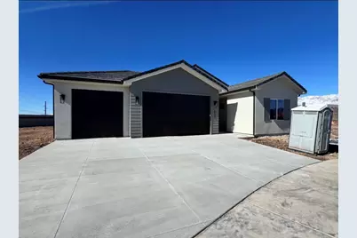 627 N 2760 W, Hurricane, UT 84737 - Photo 1