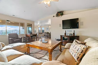 3462 E Stoneview Cir, Washington, UT 84780 - Photo 4