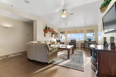 3462 E Stoneview Cir, Washington, UT 84780 - Photo 10