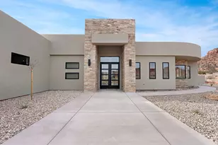 355 S Tala Circle, Kanab, UT 84741 - Photo 2