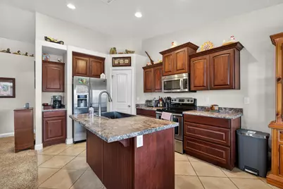 981 N Painted Cloud Place, Washington, UT 84780 - Photo 14