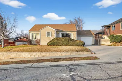 2829 E 2880 S, Salt Lake City, UT 84109 - Photo 2