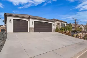 738 W Osprey Dr, Washington, UT 84780 - Photo 10