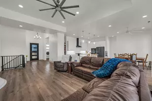 927 N Grand Heights Dr, Saint George, UT 84770 - Photo 6