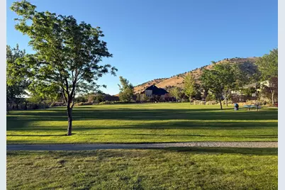 486 E Hillview Dr, Cedar City, UT 84721 - Photo 36