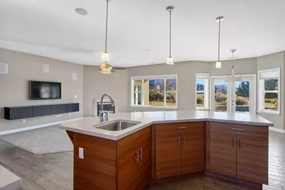 486 E Hillview Dr, Cedar City, UT 84721 - Photo 12