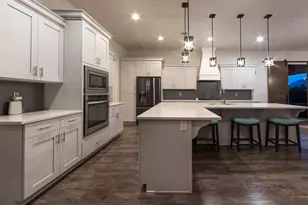 378 W Redstone Ct, Ivins, UT 84738 - Photo 8