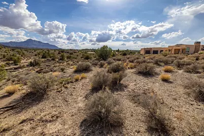 Zuni, Springdale, UT 84767 - Photo 8