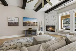385 E Entrada Dr, Virgin, UT 84779 - Photo 18