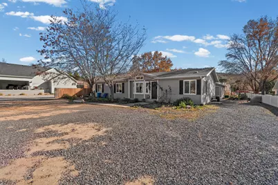 1217 W Topaz Rd, Saint George, UT 84770 - Photo 8