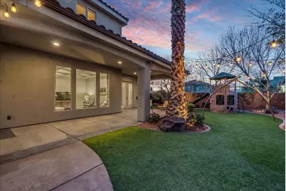 2451 E Lagrasse Cir, Saint George, UT 84790 - Photo 34