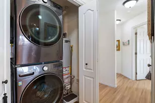 372 E 400 S, Ivins, UT 84738 - Photo 16