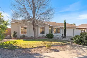 372 E 400 S, Ivins, UT 84738 - Photo 2