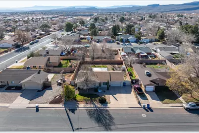 372 E 400 S, Ivins, UT 84738 - Photo 34