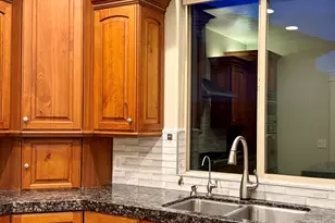 2286 Malaga Ave, Santa Clara, UT 84765 - Photo 26