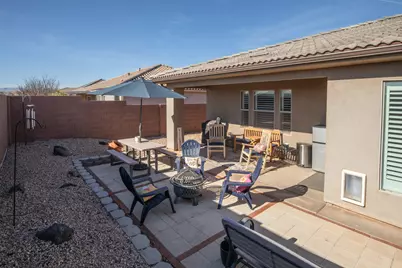 1212 E Gordon Ln, Washington, UT 84780 - Photo 36