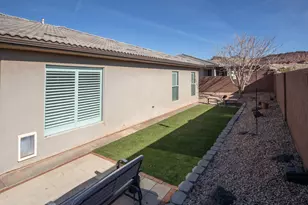 1212 E Gordon Ln, Washington, UT 84780 - Photo 34