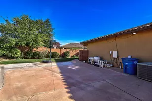 278 N Falcon Ct, Ivins, UT 84738 - Photo 10