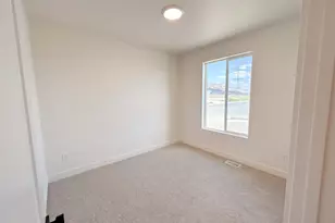 2403 E Sunflower Dr Dr, Eagle Mountain, UT 84005 - Photo 22