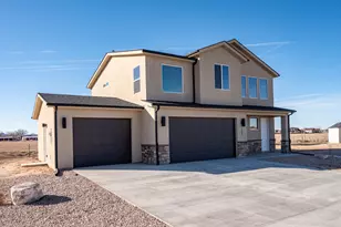 4889 N Springfield Circle, Enoch, UT 84721 - Photo 2