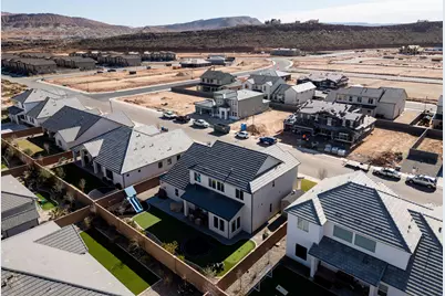 479 E 4290 S, Washington, UT 84780 - Photo 46