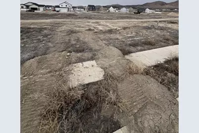 2343 E Sunflower Dr Dr #444, Eagle Mountain, UT 84005 - Photo 2