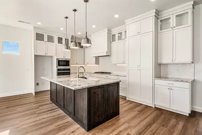 445 W Rosina Cir, Washington, UT 84780 - Photo 10