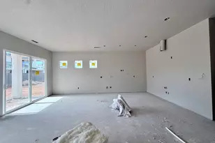 445 W Rosina Cir, Washington, UT 84780 - Photo 10