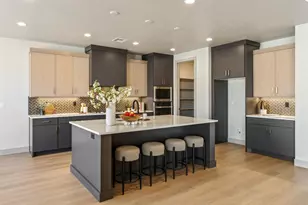 1607 N Daylight St, Washington, UT 84780 - Photo 2