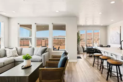 1109 N Paseos St, Washington, UT 84780 - Photo 4