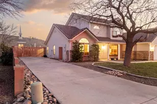 584 E Meadow Ln, Washington, UT 84780 - Photo 4