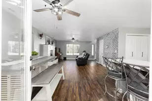 584 E Meadow Ln, Washington, UT 84780 - Photo 14