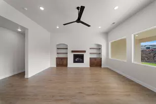 4795 W 1930 S, Hurricane, UT 84737 - Photo 16