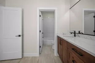 4795 W 1930 S, Hurricane, UT 84737 - Photo 34