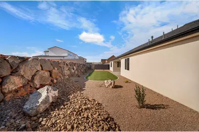 4795 W 1930 S, Hurricane, UT 84737 - Photo 46