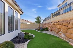 859 W Firelight Dr, Saint George, UT 84790 - Photo 46