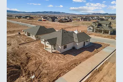 4127 W 1950 S, Cedar City, UT 84720 - Photo 6