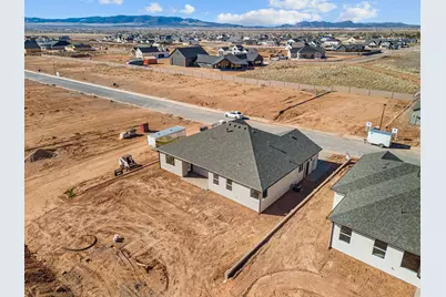 4139 W 1950 S, Cedar City, UT 84720 - Photo 6