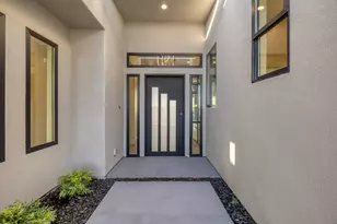 697 E Coral Autumn Ln, Ivins, UT 84738 - Photo 6