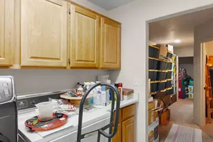 140 N Main St, Leeds, UT 84746 - Photo 10