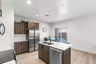 5659 S Duel Ln, Saint George, UT 84790 - Photo 4