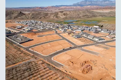 5056 W 2040 S, Hurricane, UT 84737 - Photo 2