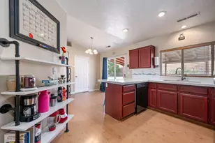 575 N 1590 W, Saint George, UT 84770 - Photo 12