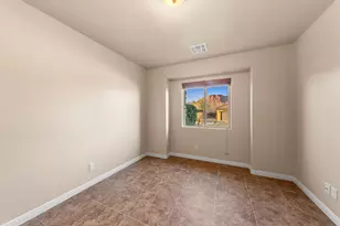 312 E Desert Rose Way, Ivins, UT 84738 - Photo 10