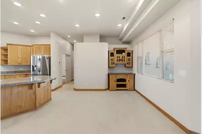 720 E Meadow Ln, Washington, UT 84780 - Photo 8