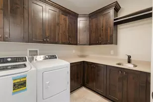 2892 S 3300 W, Hurricane, UT 84737 - Photo 20