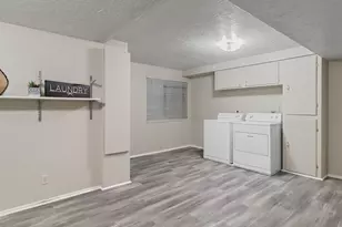 6587 S 1570 E, Murray, UT 84121 - Photo 30