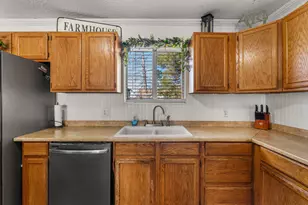 258 E 500 N, Washington, UT 84780 - Photo 16