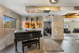 258 E 500 N, Washington, UT 84780 - Photo 32