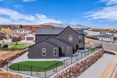 2914 E Chapman Cir, Washington, UT 84780 - Photo 4